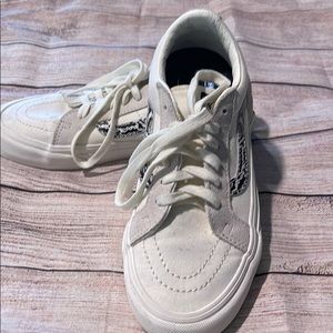 Women’s Vans Size 6.5